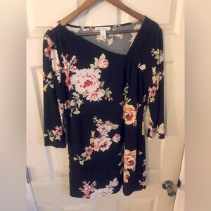 White House Black Market Black & Pink Rose Floral Asymmetrical Mini-Dress, L